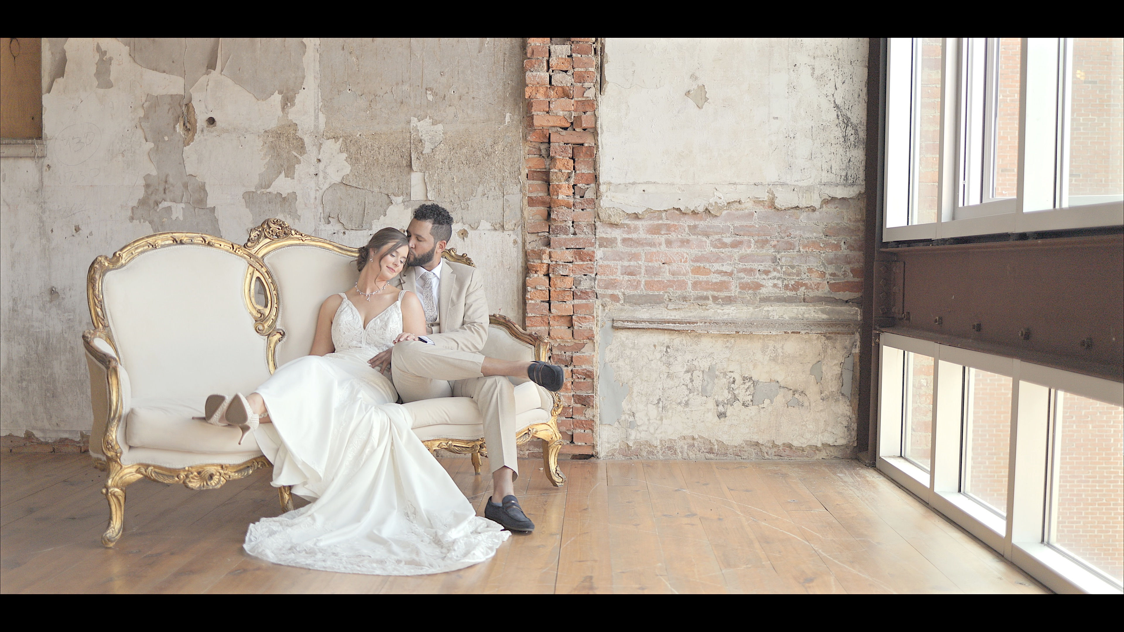 Mike & Laura (Wedding Highlight Film)